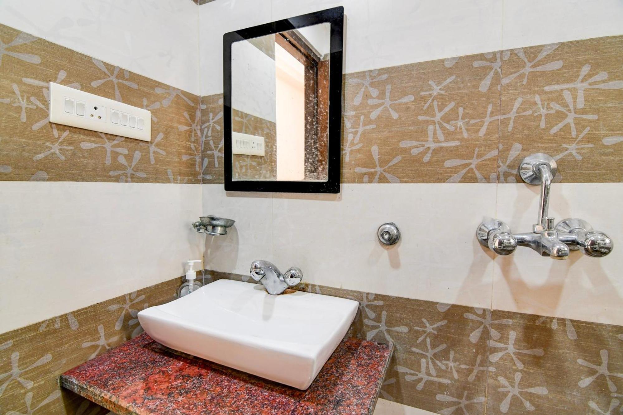 Super Hotel O New Town Near Axis Mall Formerly Spandan Inn Calcutta Exteriör bild