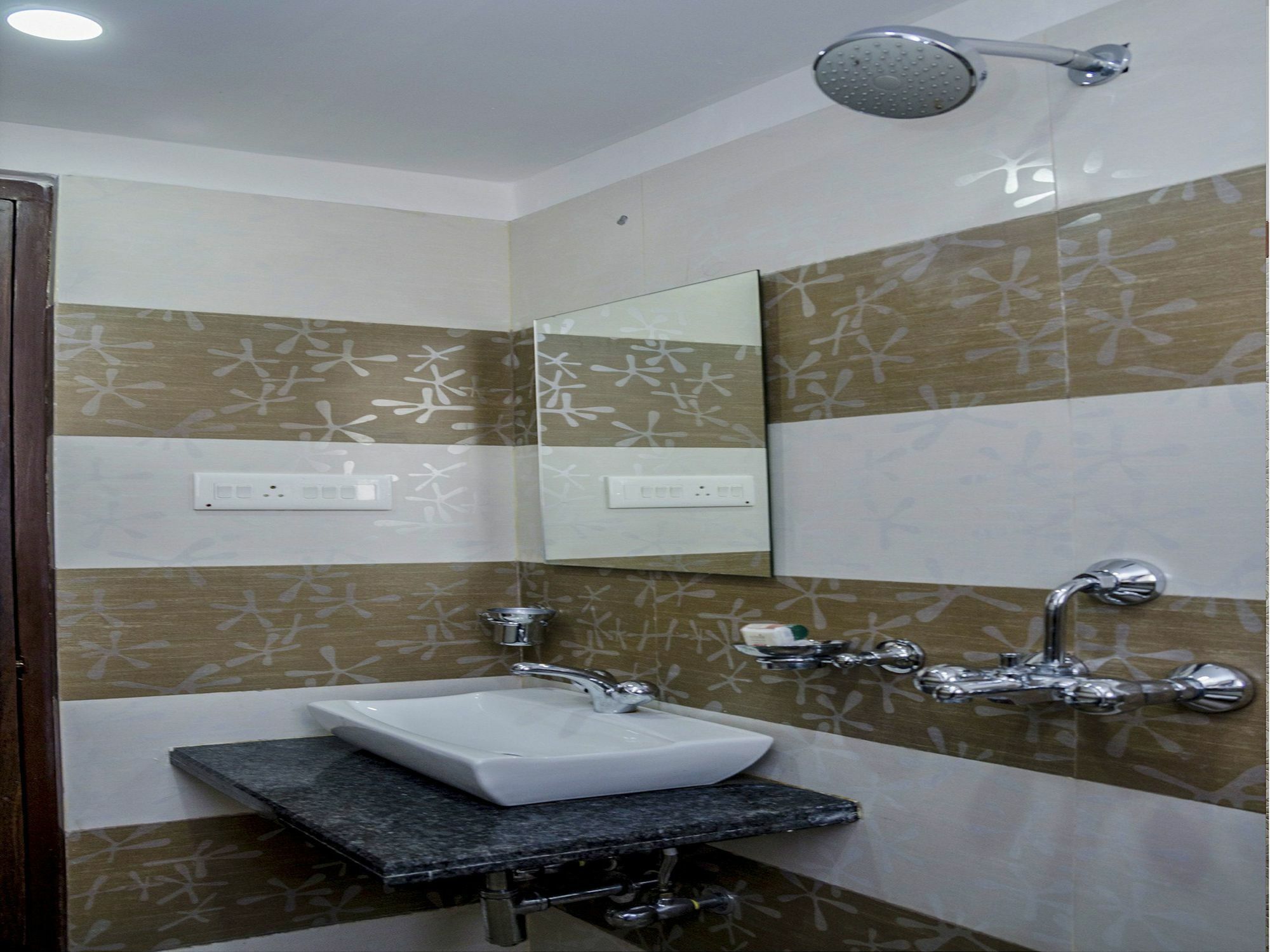 Super Hotel O New Town Near Axis Mall Formerly Spandan Inn Calcutta Exteriör bild