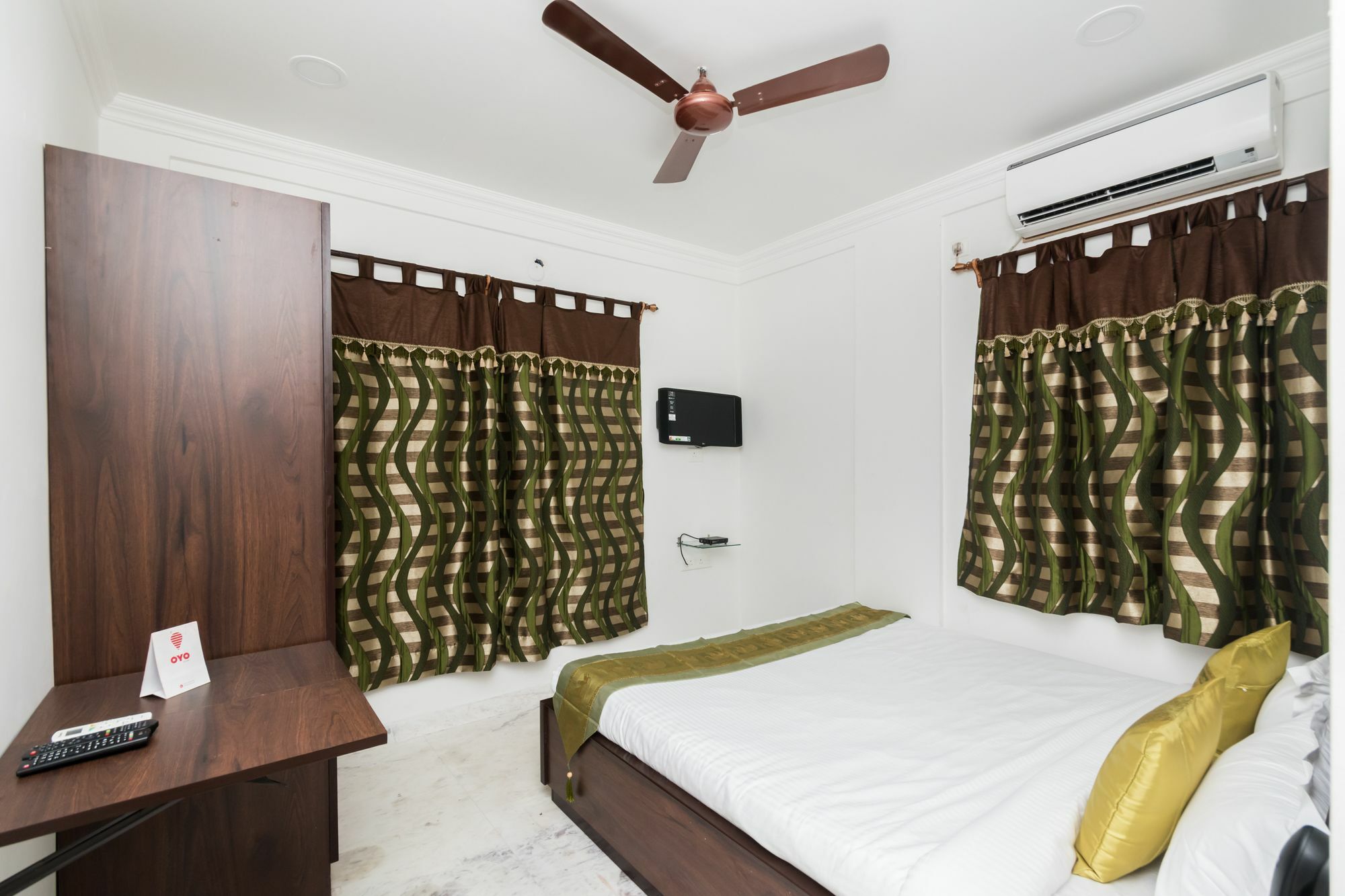 Super Hotel O New Town Near Axis Mall Formerly Spandan Inn Calcutta Exteriör bild