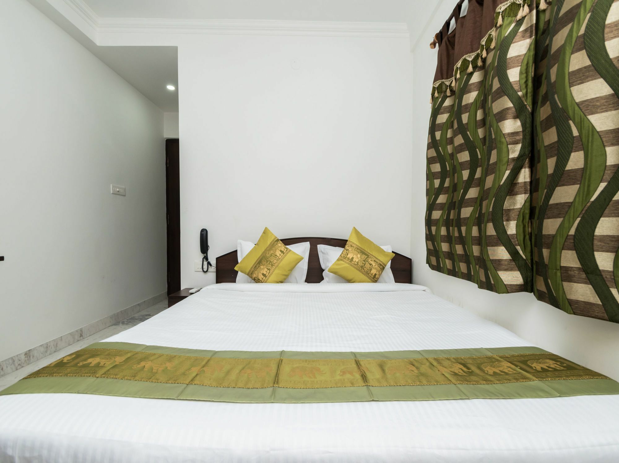 Super Hotel O New Town Near Axis Mall Formerly Spandan Inn Calcutta Exteriör bild
